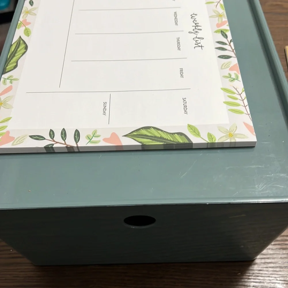 Weekly Planner - Picture 2 of 2